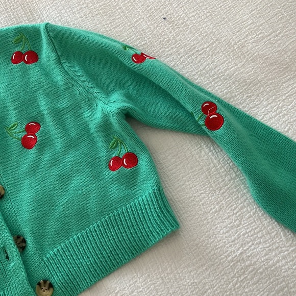 Cherry cropped sweater - Picture 2 of 2